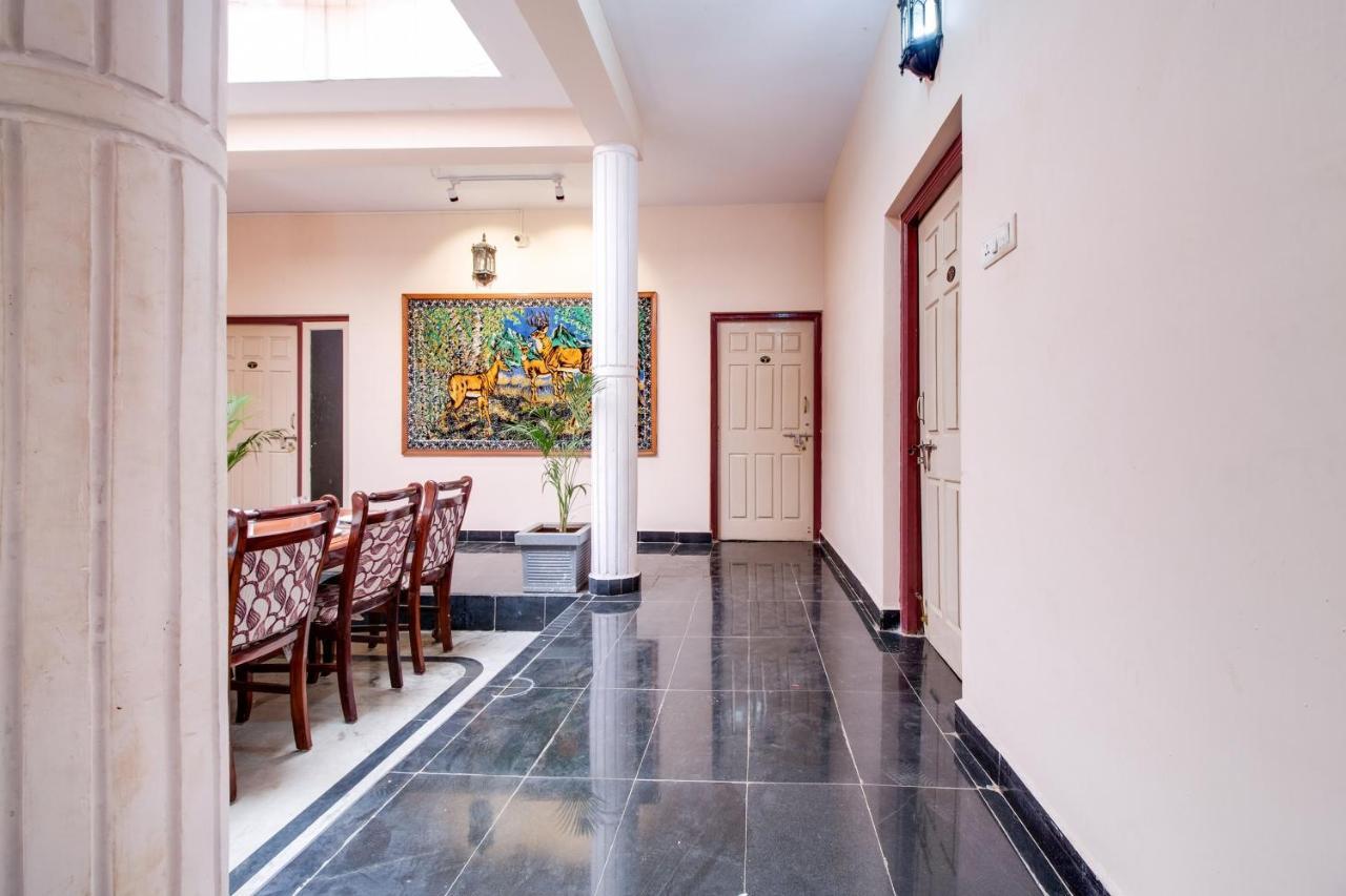 Collection O Palm Exotica Hotel Visakhapatnam Buitenkant foto